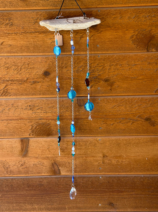 Coastal Driftwood Decor with Nautical Charms