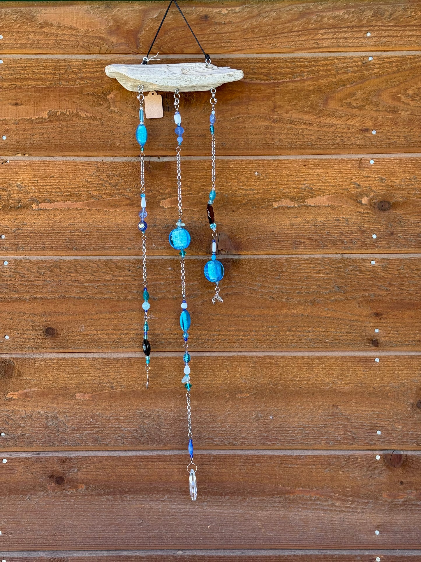 Coastal Driftwood Decor with Nautical Charms