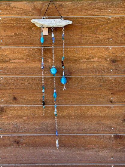 Coastal Driftwood Decor with Nautical Charms